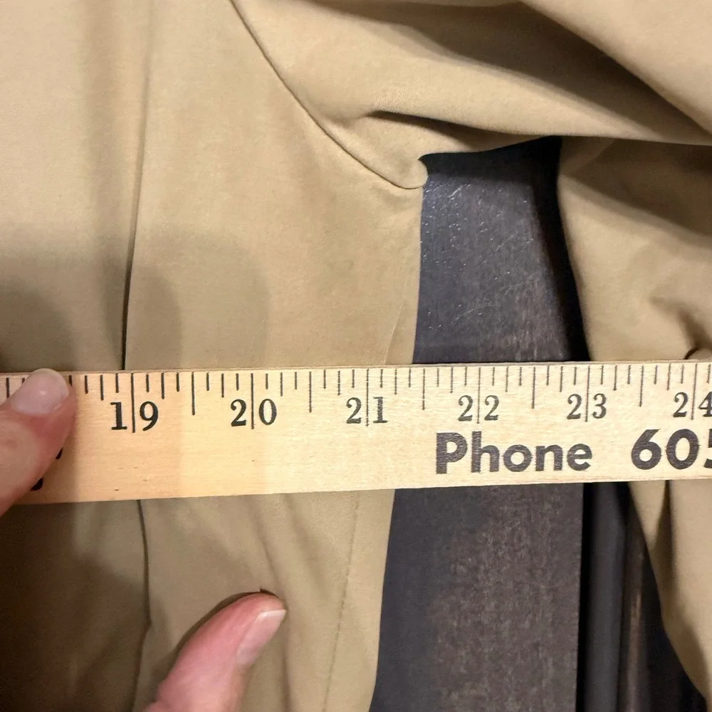 Banana Republic Mens Khaki Double Breasted Trench Coat Belted Plaid Lining M
